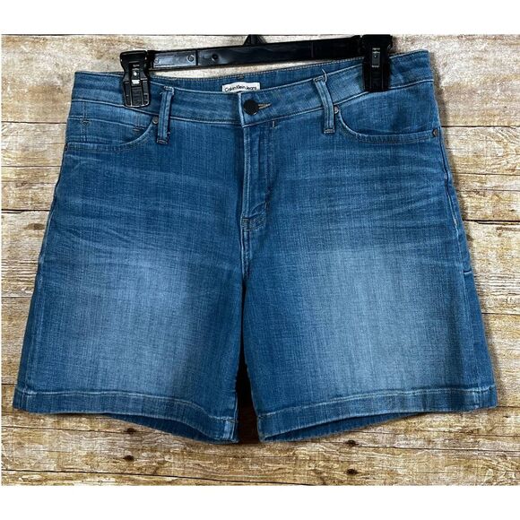CALVIN KLEIN JEANS CLASSIC CASUAL EVERYDAY WEAR DENIM MIDI SHORTS SZ.6 - Picture 1 of 4